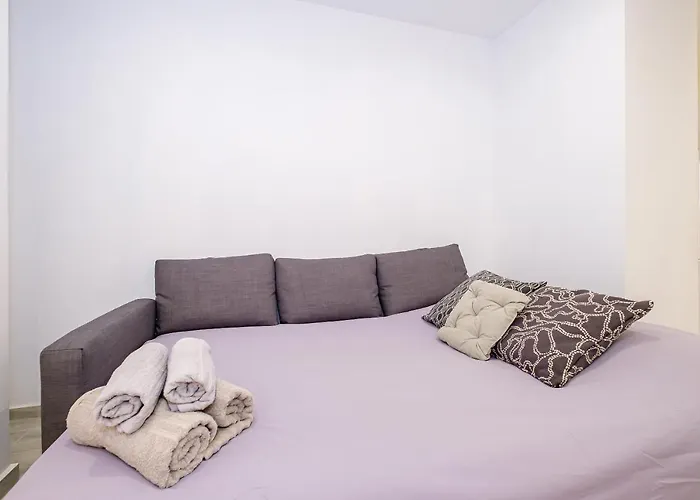 8 Pers, Equipped, 1 Min Playa Del Cura - 27b